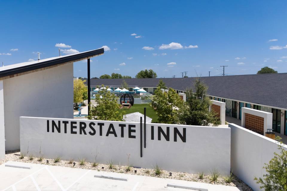 Interstate Inn Entrance