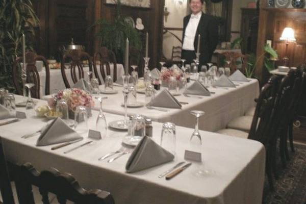 Formal Dining Room. Wedding receptions are better at The BEALL MANSION.