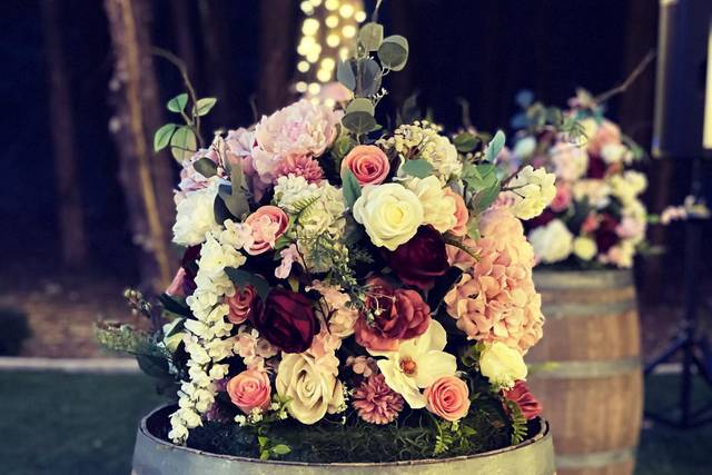 Whiskey barrel arrangements