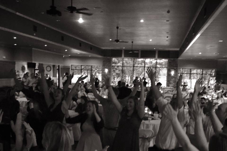 Midnight Divas DJ Service