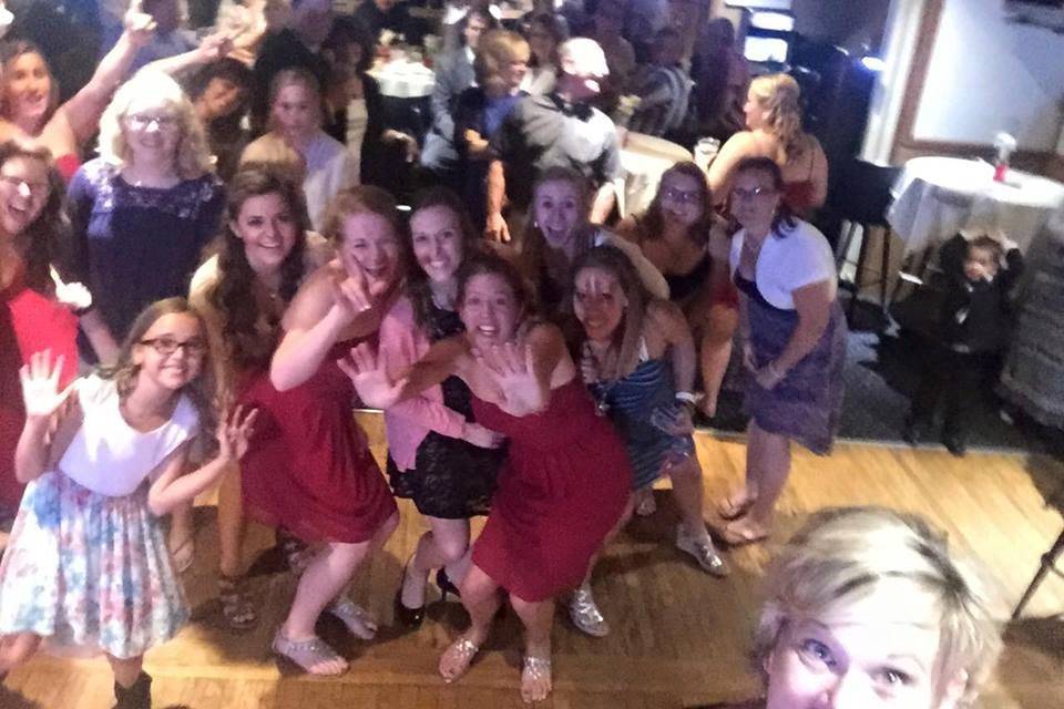 Midnight Divas DJ Service