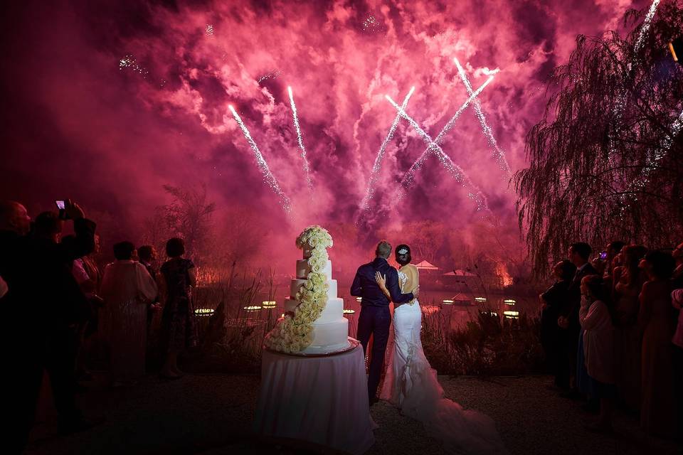 wedding photographer in Tuscany fireworks