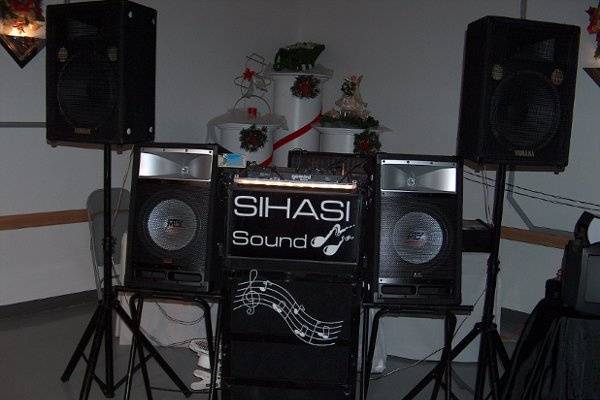 The appearance of one of our professional disc jockey sets.