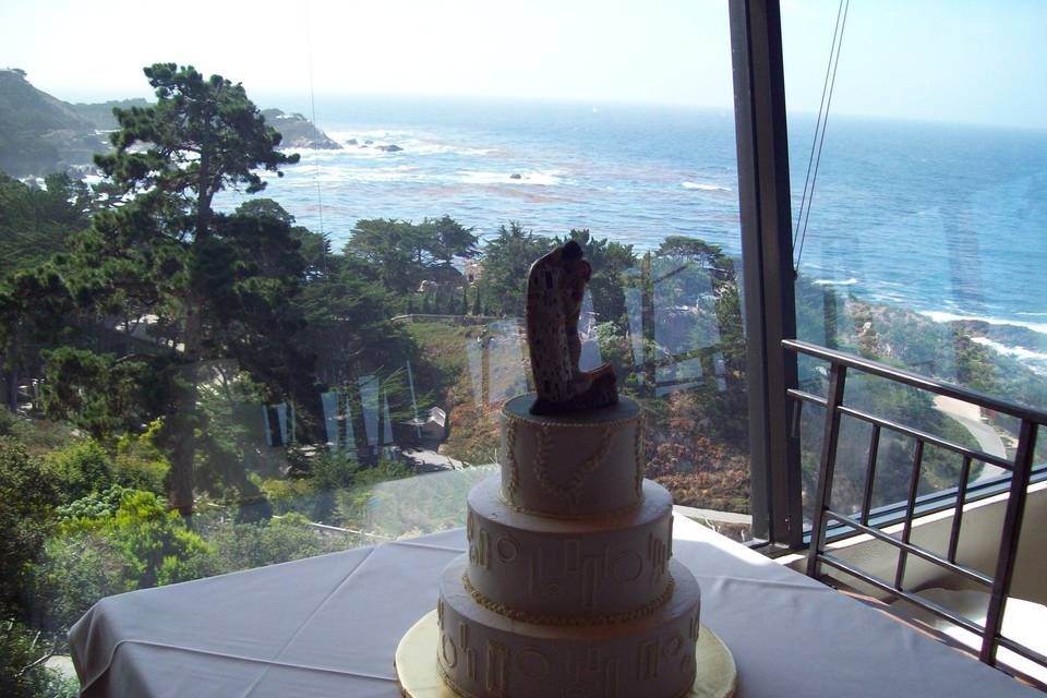 The Crooked Road Ceili Band plays traditional Irish music for guests overlooking the wild Pacific Ocean in Carmel, CA.