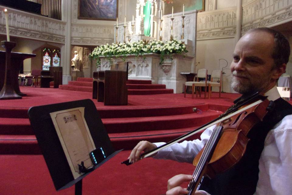 The Crooked Road Céilí Band performed the processional, recessional, and the cocktail and reception for this formal wedding at several venues in San Francisco, CA in October 2014.