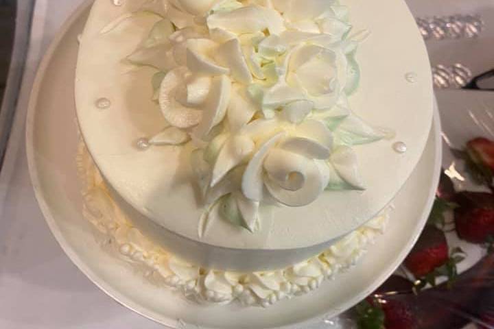 Elopement Cake Closeup