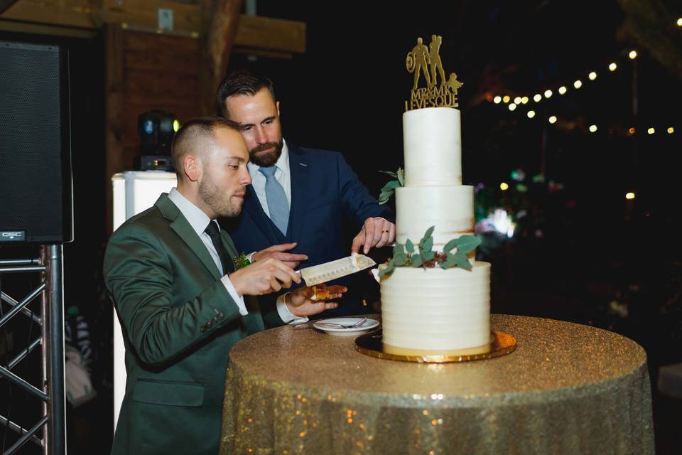 Cutting the cake