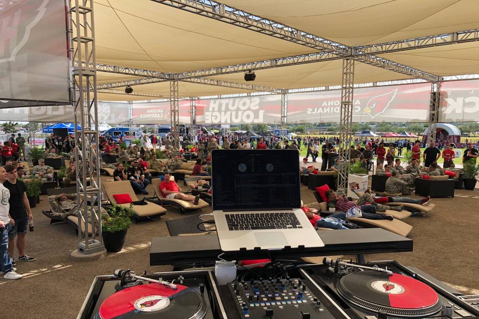 AZ Cardinals Flight Deck DJ