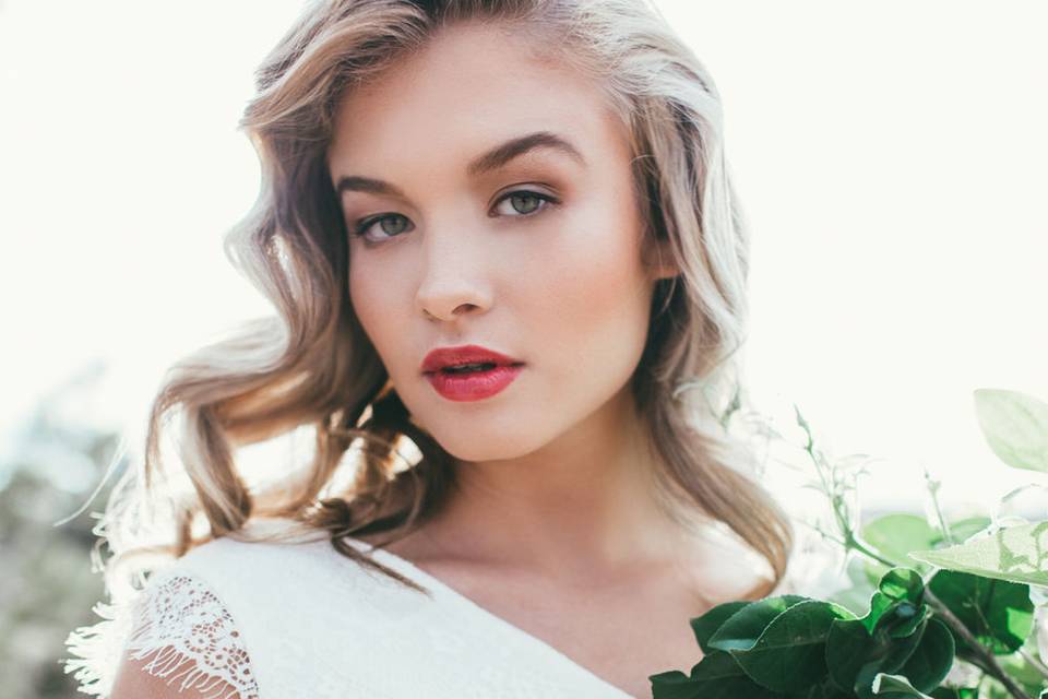 Bride holding her bouquet