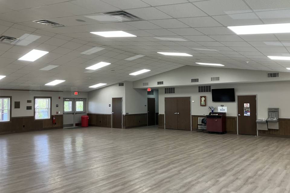 Main Indoor Booth Lodge