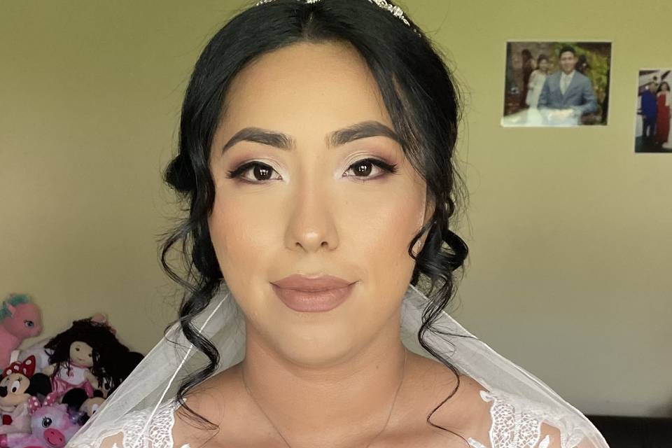 Stunning bridal hair & makeup
