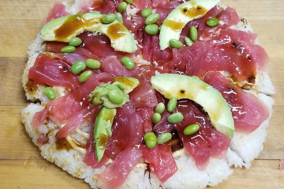 Sushi pizza