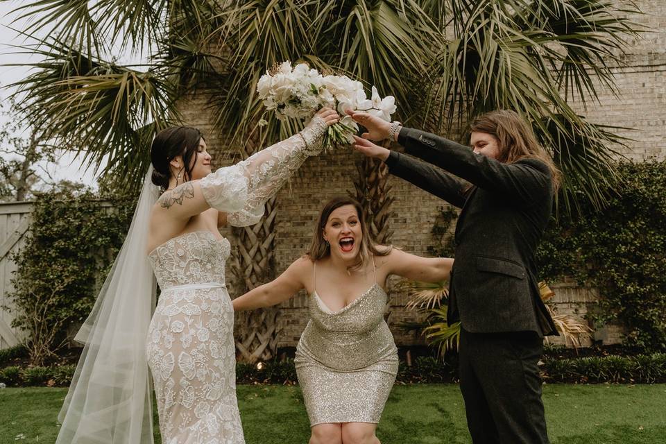 K + l's backyard wedding
