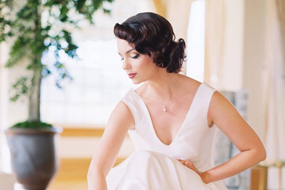 Modern Chic Seated Bride