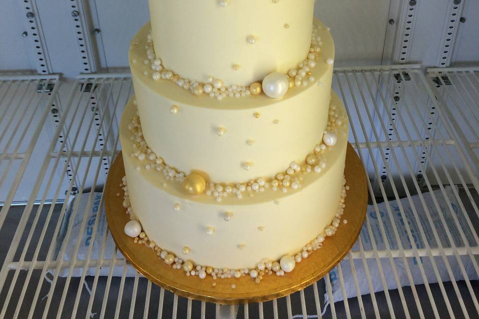 White and gold theme