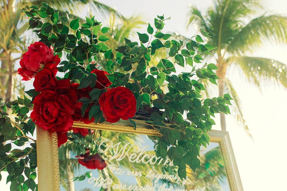 Calligraphy Mirror Signage