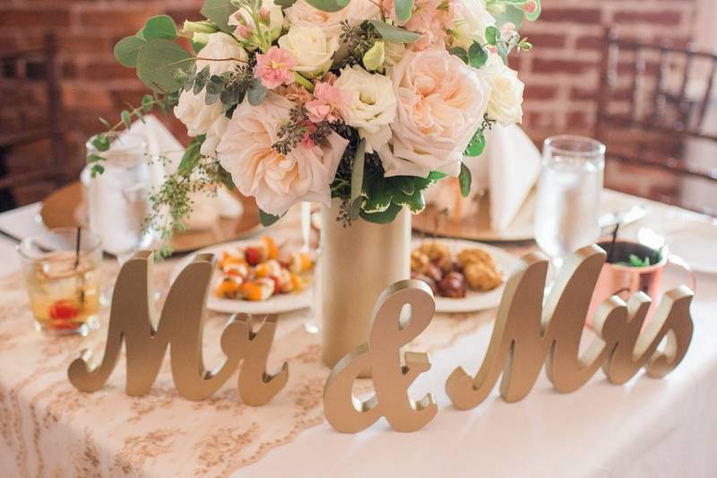 Newlyweds table