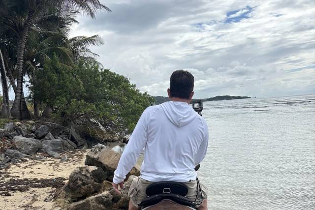 Horseback Roatan.jpeg