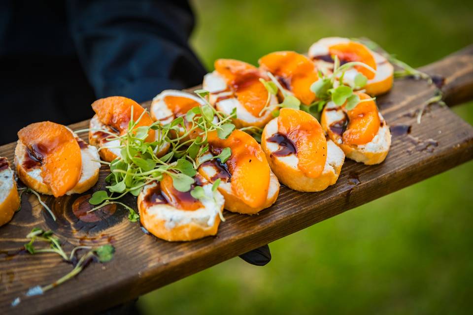 Grilled Peach Crostini