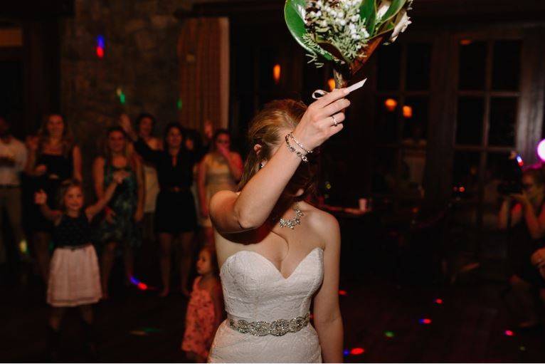 Bouquet toss