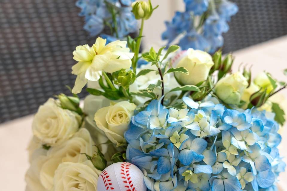 Floral arrangement for events