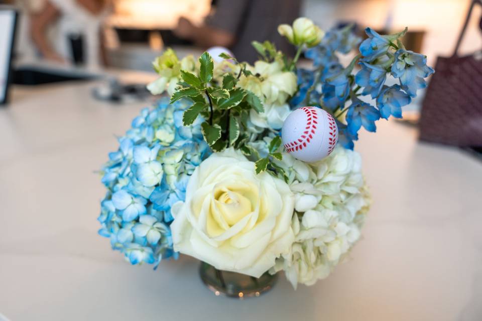 Centerpieces for baby shower w