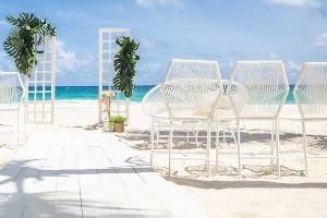 1 Luxury Destination Wedding & Honeymoon Experts