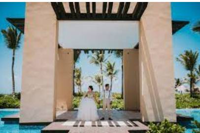 1 Luxury Destination Wedding & Honeymoon Experts