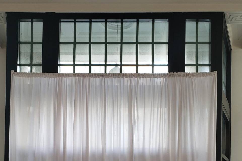 Simple, elegant drape backdrop