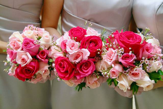 Vaseful Flowers & Gifts