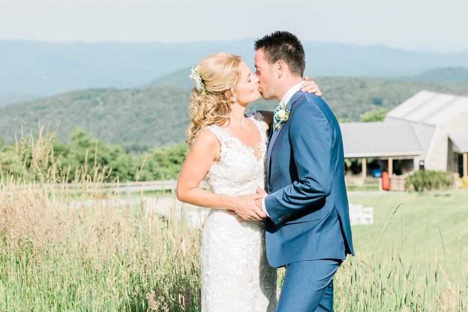 Overlook Barn Wedding