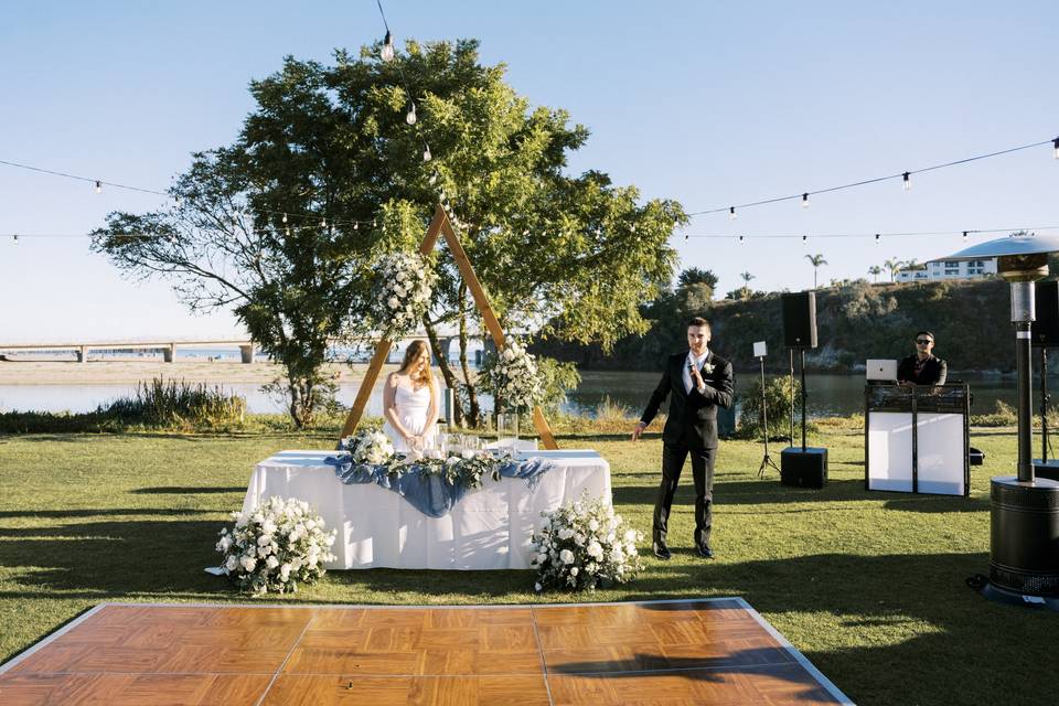Welcome toast from the couple!