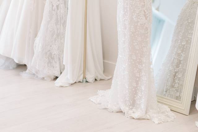 Magnolias bridal hot sale