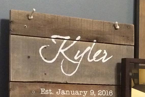 Pistol Pete's Rustic Decor