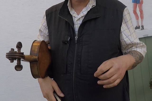 Benny Baker Rest Position 2 2.png