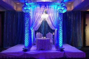 Sweetheart table