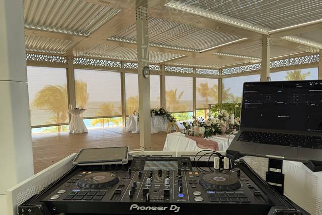 Dj Set Up