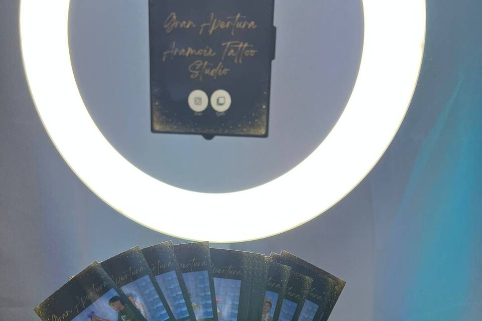 Photobooth Print's 2x6 or 4x6