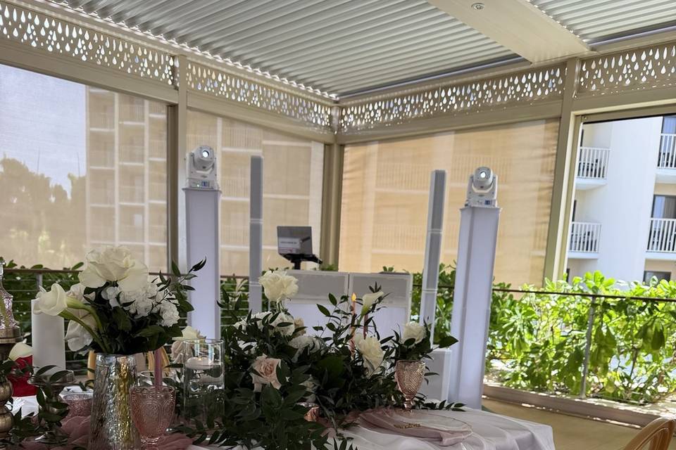 White Set Up 2 towers
