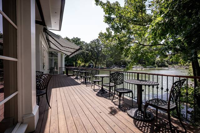 Lake Room Porch 2