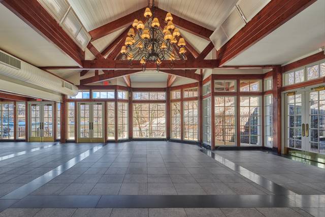 Lake Room Interior 3