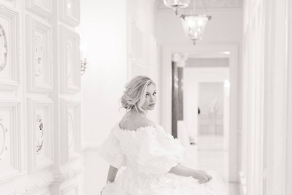 Black & White Bridal Portrait