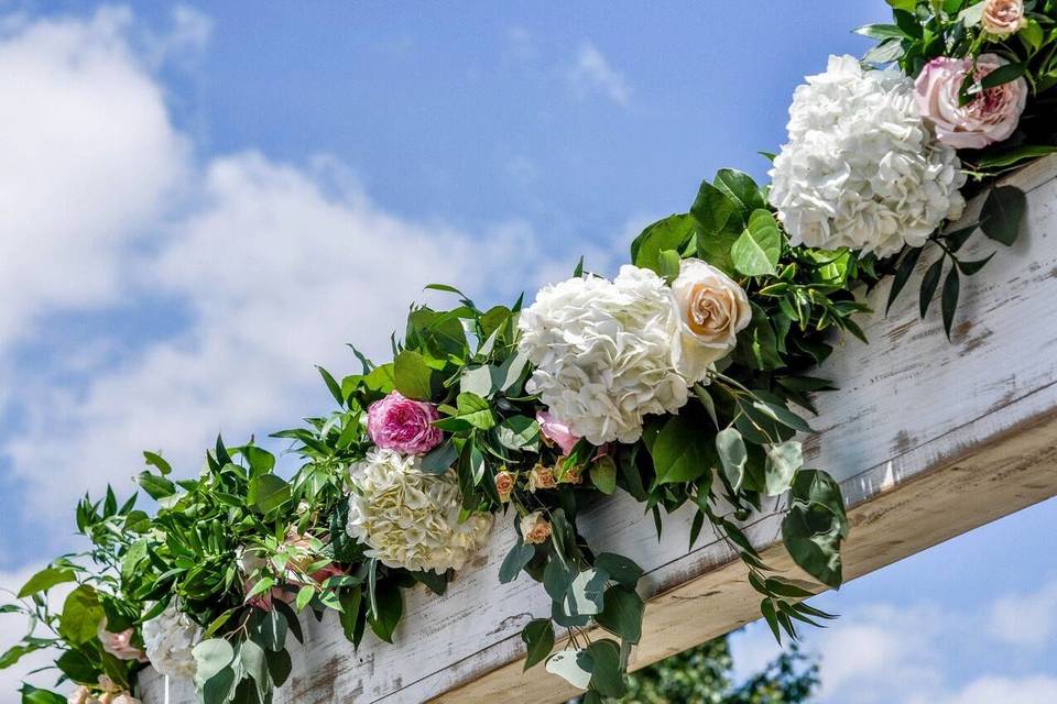 Flower arrangement