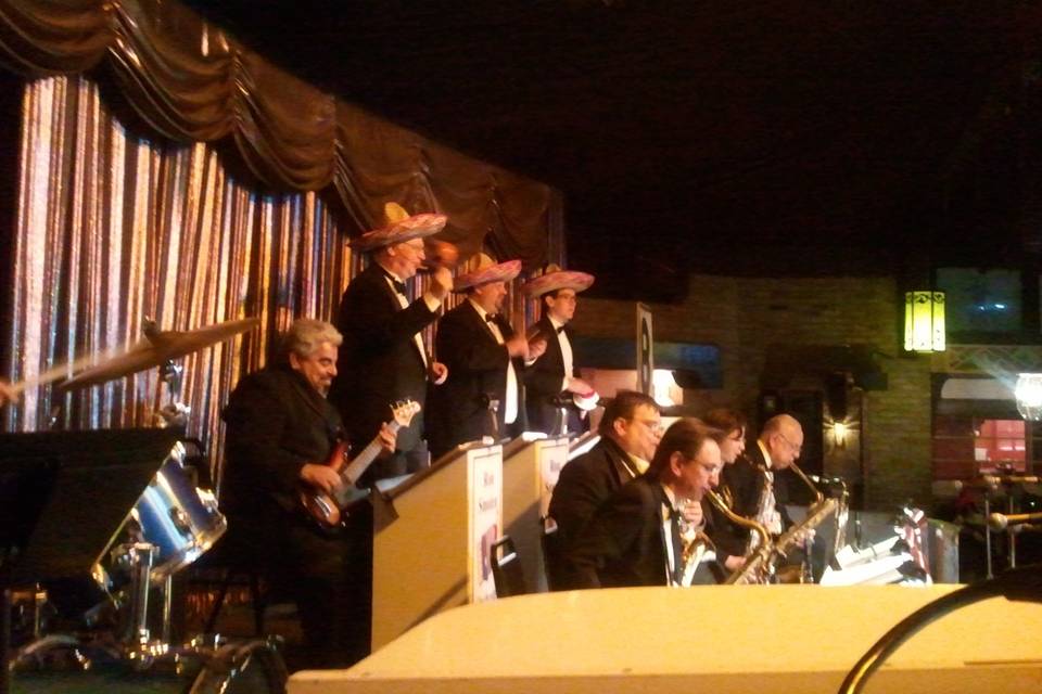 The Ron Smolen Orchestra at The Willowbbrook Ballroom, Willow Springs, Illinois 2015