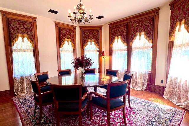 Private Reserve Suite