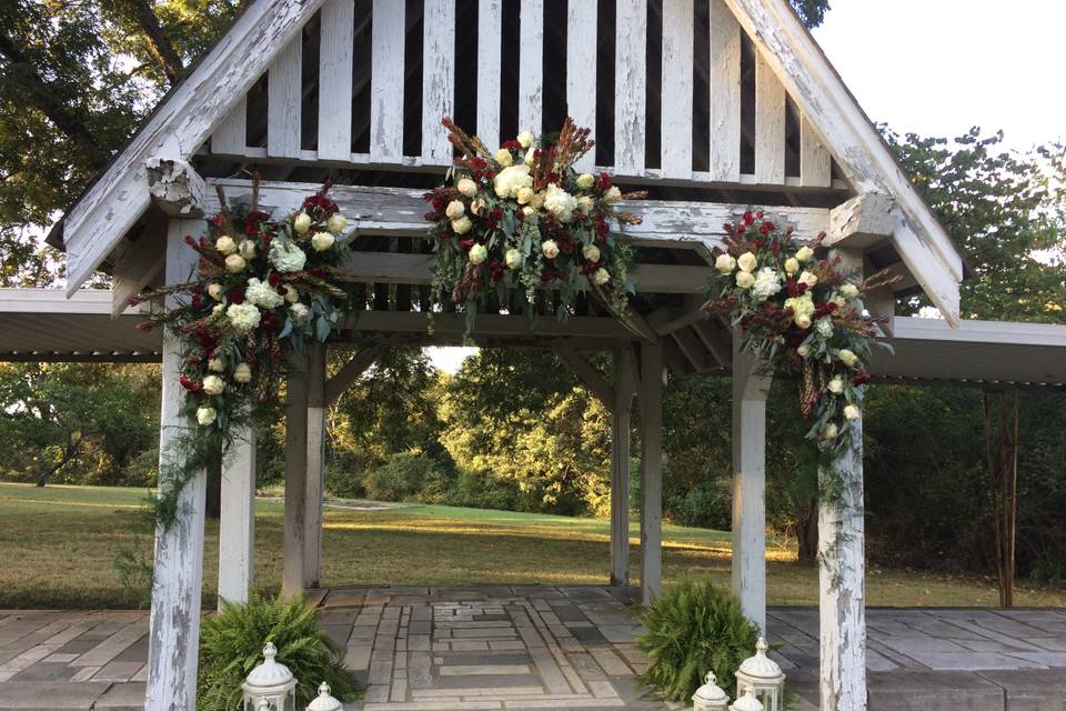 Sherwood Florist & Every Blooming Thing