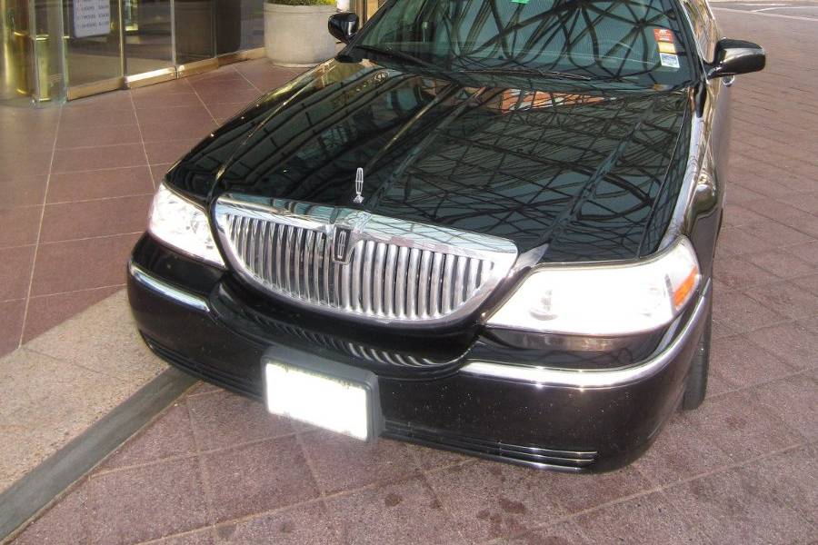 Sutton Luxury Limousine