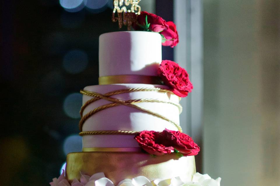 Cake wedding photographer