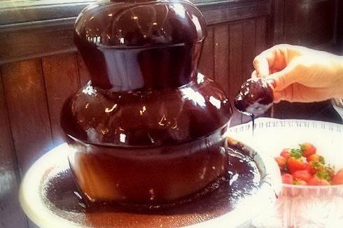 Chocolate fountain