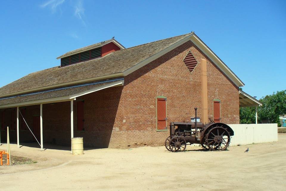 Fruit Packing Shed